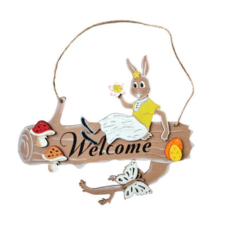 Willkommensschild, Häsin auf Baumstamm, zum Aufhängen