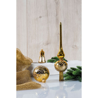 Weihnachtsbaumschmuck 39-teilig in Satin-Gold. Das Set besteht aus mundgeblasenem und handdekoriertem Glas, was für höchste Qualität und Handwerkskunst steht. Der Lieferumfang umfasst eine Spitze von 26 cm, sechs Glocken à 6 cm, zehn Kugeln à 5 cm, zwölf Kugeln à 6 cm und zehn Kugeln à 7 cm.