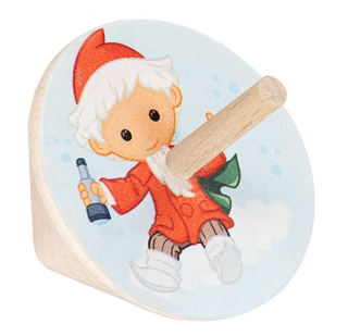Holz-Kreisel mit Sandmann-Motiv. Der Sandmann in rotem Mantel und roter Zipfelmütze hält eine Flasche in der Hand und sitzt auf einem kindgerechten Spielkreisel aus Holz.