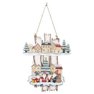 LED-Weihnachtsdekoration 'Wichtelweihnacht' mit Timer, farbig, 36 cm. Das Bild zeigt eine hölzerne Weihnachtsdekoration mit zwei Ebenen. Auf der oberen Ebene sind mehrere Häuser und Tannenbäume zu sehen, die in einer verschneiten Winterlandschaft stehen. Auf der unteren Ebene befinden sich vier Wichtel mit Zipfelmützen und Mänteln, die Geschenke tragen und um einen geschmückten Weihnachtsbaum herumstehen.