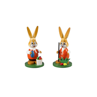 Farbiges 2er-Set Osterhasen auf grünem Sockel mit bunten Ostereiern