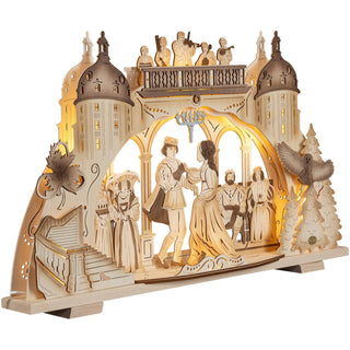 Hier von der anderen Seite zu sehen, ist der elektrische Bogen mit den schattierten Akzenten vom Märchen Aschenbrödel. Im Vordergrund zu sehen ist das tanzte Prinzenpaar. Obendrüber spielt die  Kapelle auf dem Schlossbalkon. Das Königspaar und die Stieffamilie sind stauend im Tanzsaal. An den Seiten ist die Eule Rosalie, die 3 Haselnüsse abgebildet. Die Schlosstürme und die berühmten Stufen mit dem verlorenen Schuh sind ebenso auf dem leuchtendem Bogen dargestellt. Bild 5.