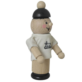 Räuchermännchen mit rundem Kopf, schwarzem Hut und weißem Hemd. Auf dem Hemd ist ein vierblättriges Kleeblatt und der Text "viel Glück" gedruckt._ Seitenansicht links