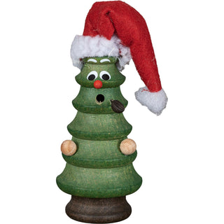 Räuchermännchen „Weihnachtswichtel“ in Form eines grünen Weihnachtsbaums mit roter Mütze, großen Augen, roter Nase und Mund, aus dem der Rauch der Räucherkerzen austreten kann. Die Figur hat zwei runde Holzknöpfe als Hände und dient als dekorative Räucherfigur.
