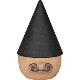  Räuchermännchen „Zwerg Matti“ zeigt eine handgefertigte Holzfigur mit großem dunklem Spitzhut, rundem Holzkopf, typischer Kugelnase und einem markanten Schnurrbart.