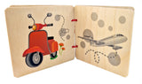 Bilderbuch aus Holz mit Roller (Vespa) und Flugezeug