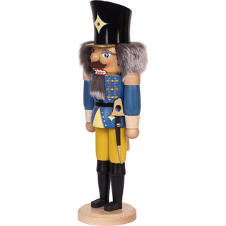 Im Seitenprofil dargestellt wird hier, der Nussknacker Husar in blau. Bild 8.