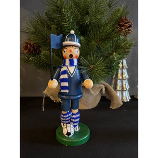 22 cm hohes Räuchermännchen Fußballer in blau mit weißen Accesoirs