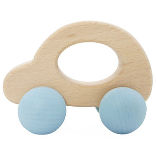 Schiebefigur aus Holz "Rolli Auto". Das Auto ist naturfarben und die Räder sind blau.