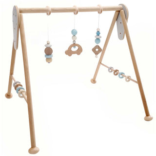 Spielbogen aus Holz, naturfarben mit blauen Elementen zum Greifen und Spielen